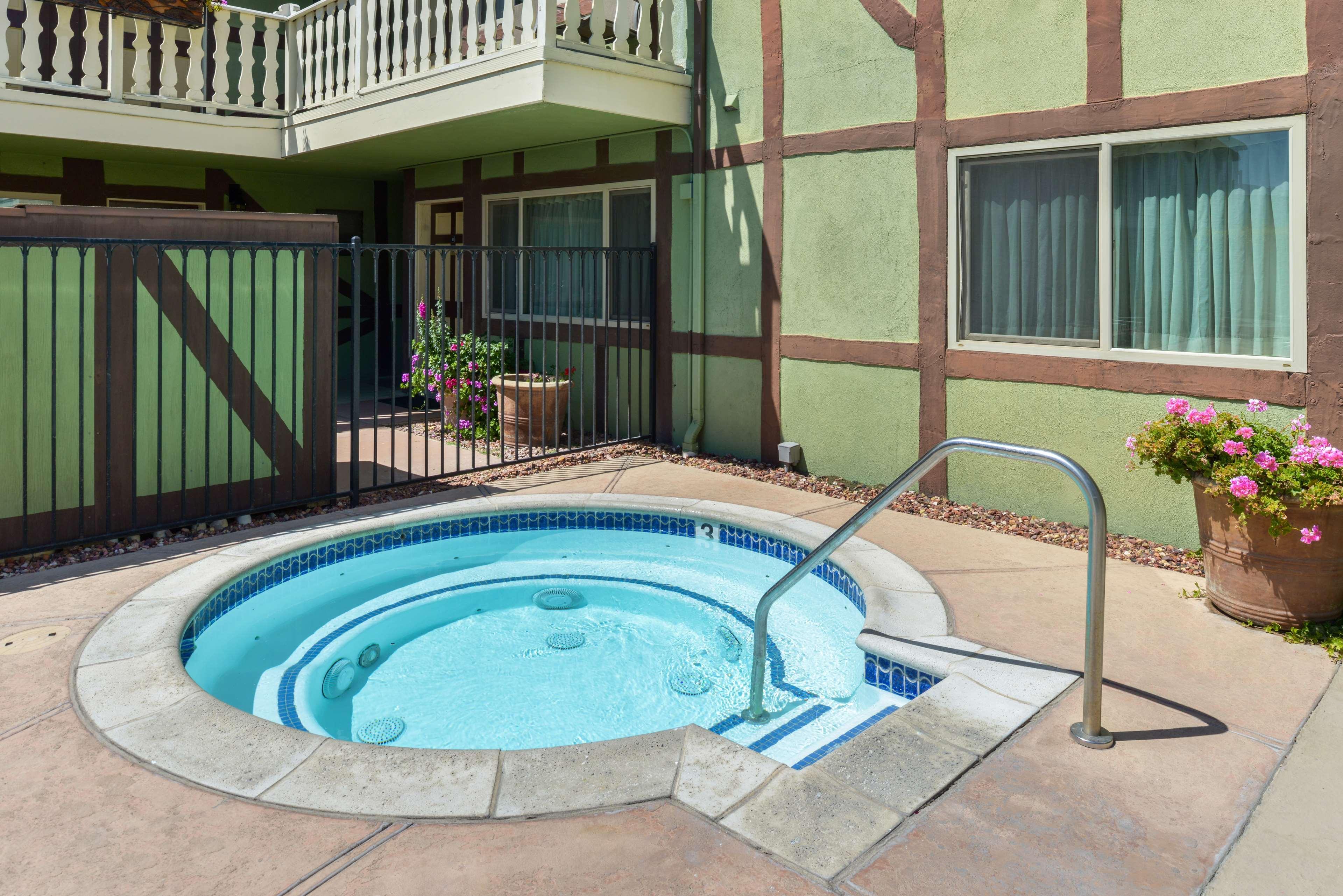 Svendsgaard'S Lodge- Americas Best Value Inn & Suites Солванг Экстерьер фото
