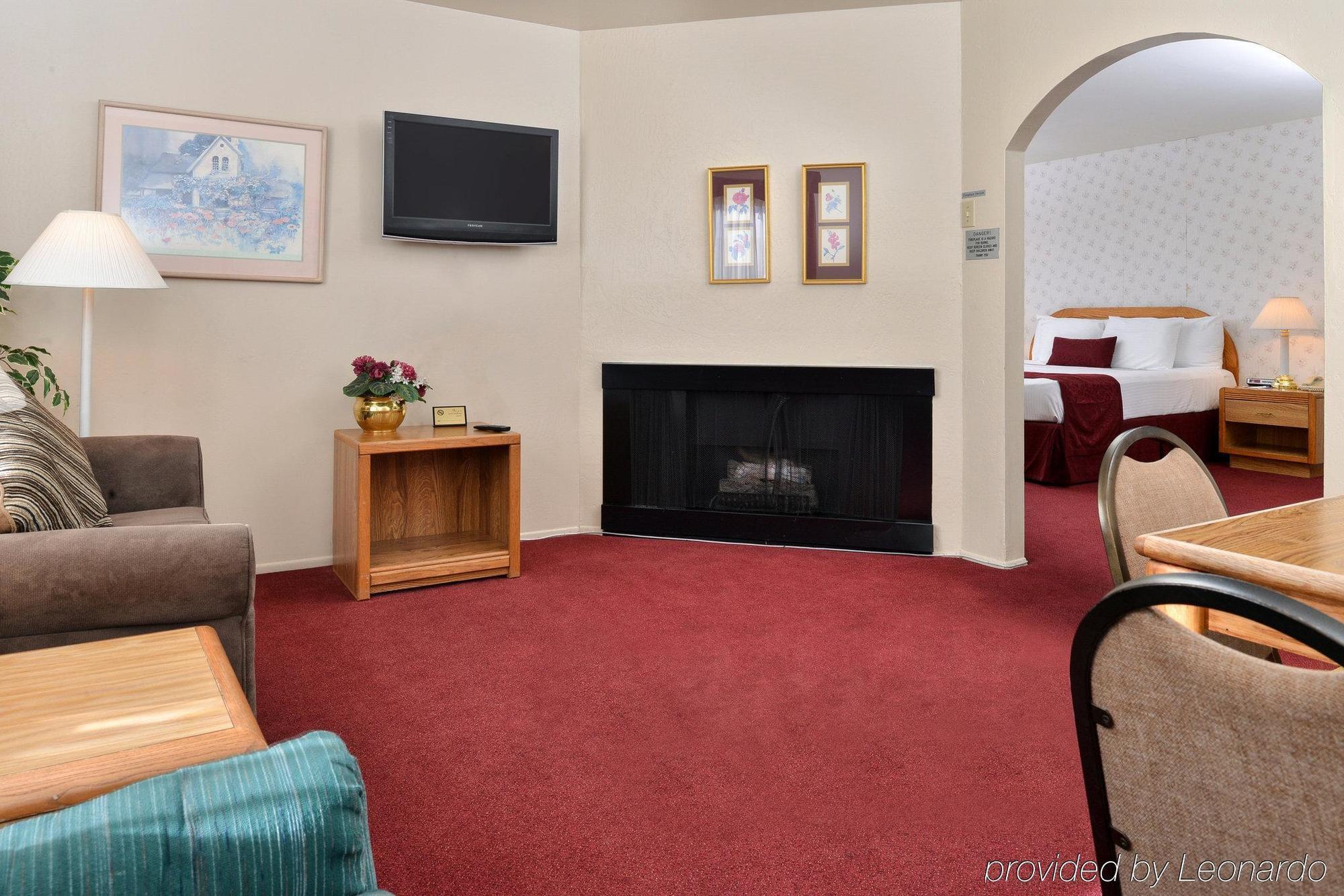Svendsgaard'S Lodge- Americas Best Value Inn & Suites Солванг Экстерьер фото