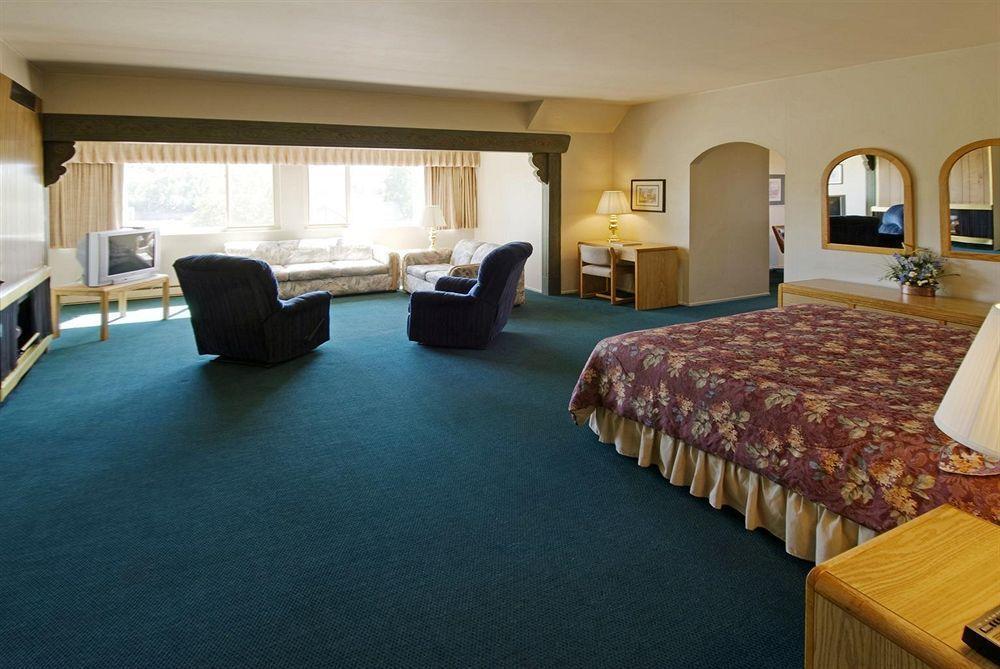 Svendsgaard'S Lodge- Americas Best Value Inn & Suites Солванг Номер фото